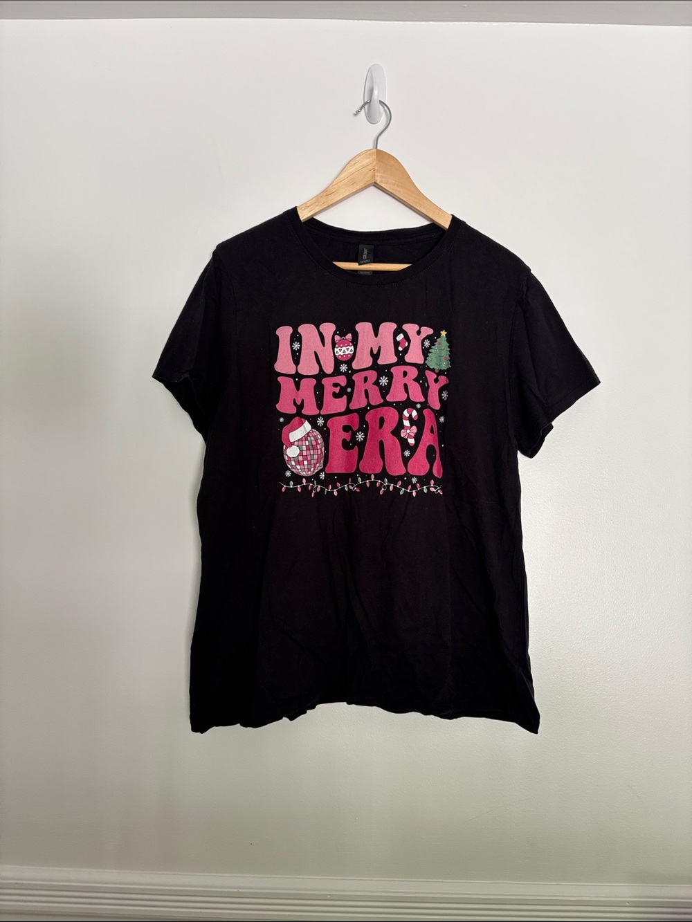 Gildan Black Tee with Pink Holiday Graphic